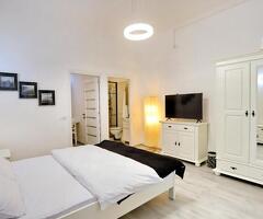Apartament Black & White - Oradea - 3